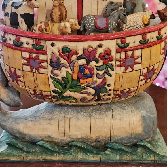 Noah's Ark Lamp by Jim Shore - Picture 2 of 6